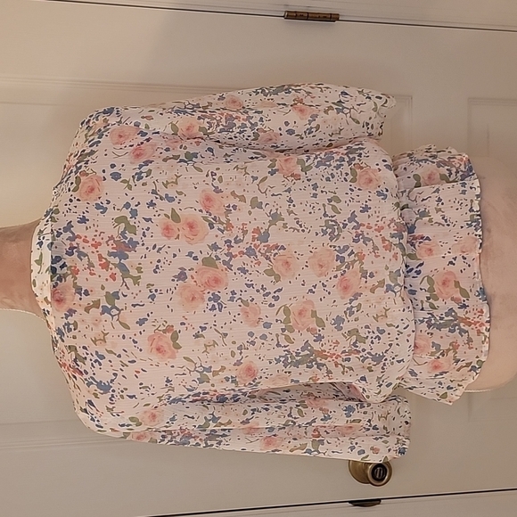 A.N.A Sheer, Floral, Button Blouse, Size PS.  EUC! - Picture 6 of 8